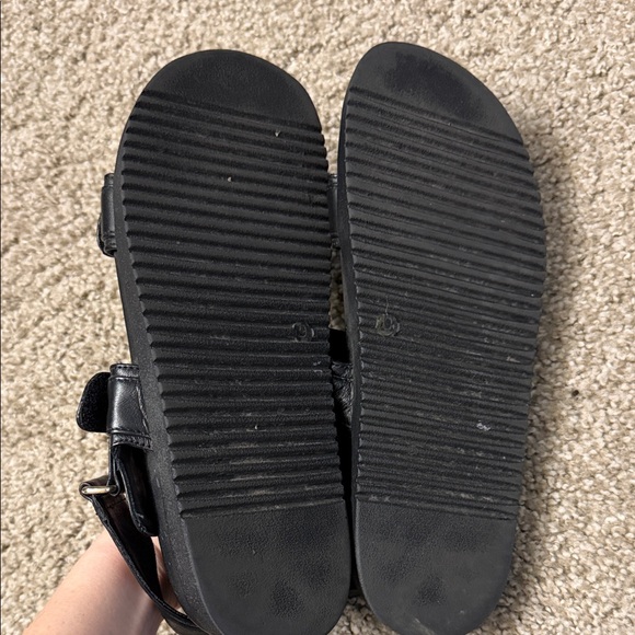 Steve Madden Black Sandals with Gold Accents - Picture 4 of 8